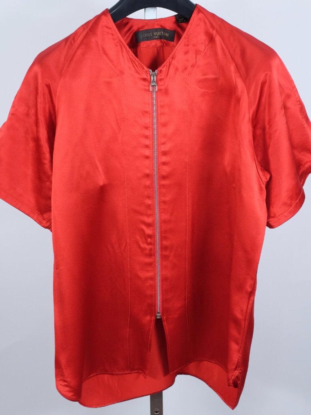 Louis Vuitton Mens sz Small henley shirt red 2016 logo zip front